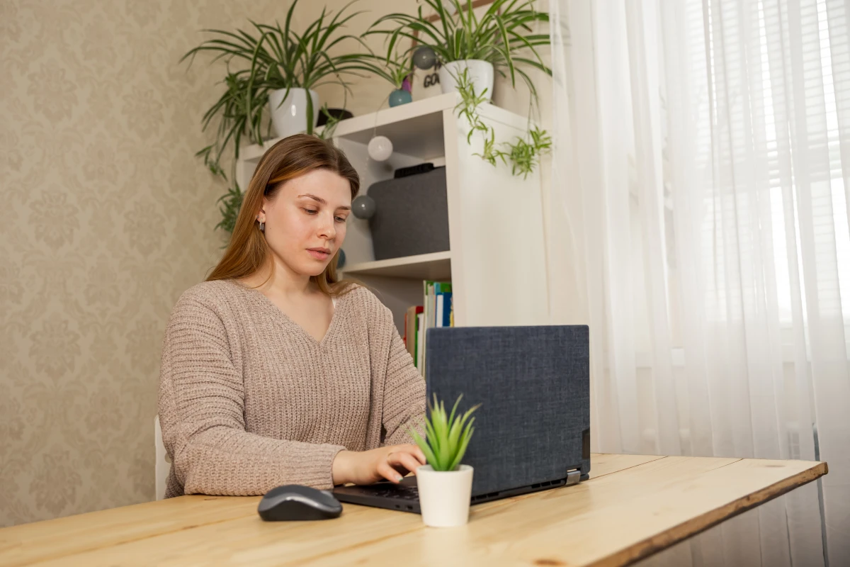 Les aspects juridiques du télétravail post-pandémie : enjeux et perspectives