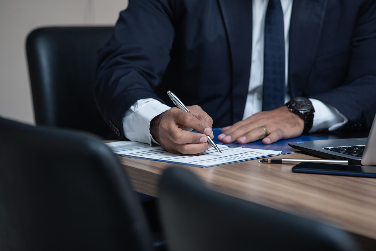 Les avantages de contacter un avocat fiscaliste