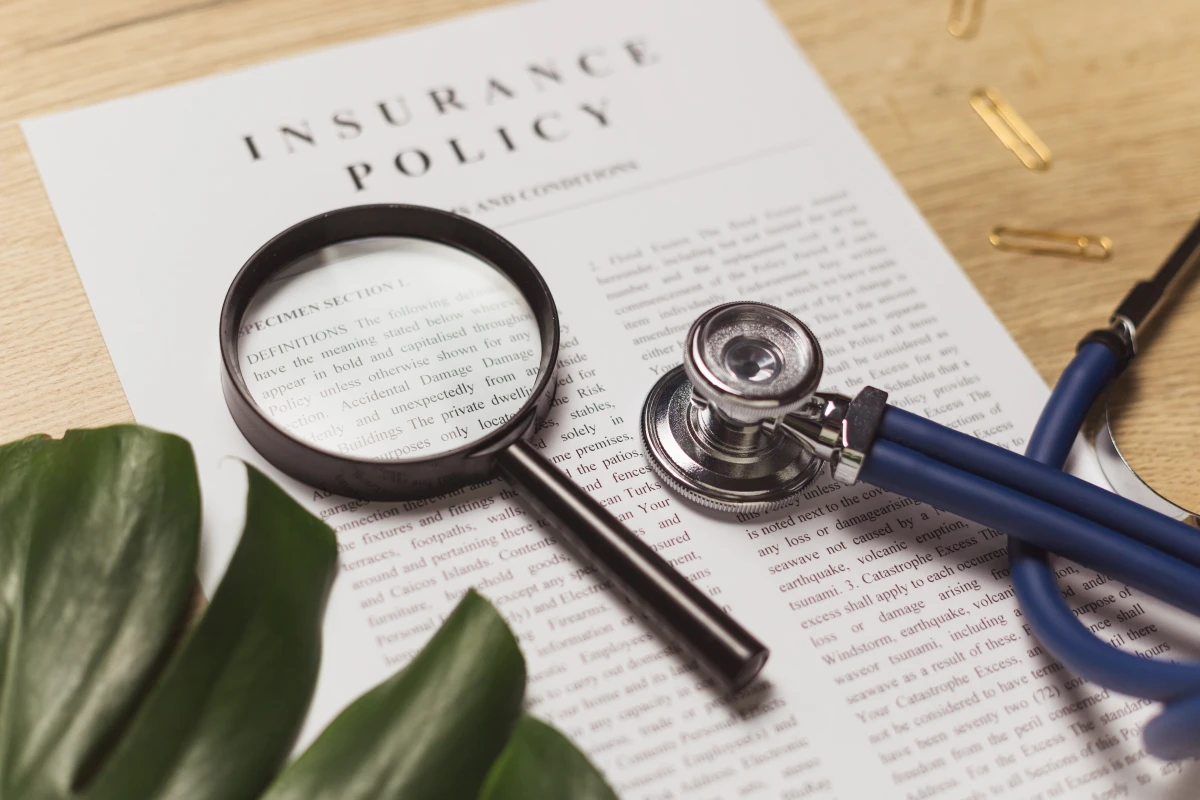 Maîtrisez l'art de négocier votre assurance habitation : conseils d'un avocat expert